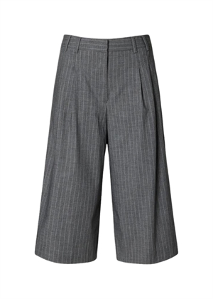 Tonia hw long shorts Cool Grey Stripes/Pinstripe Selected Femme 